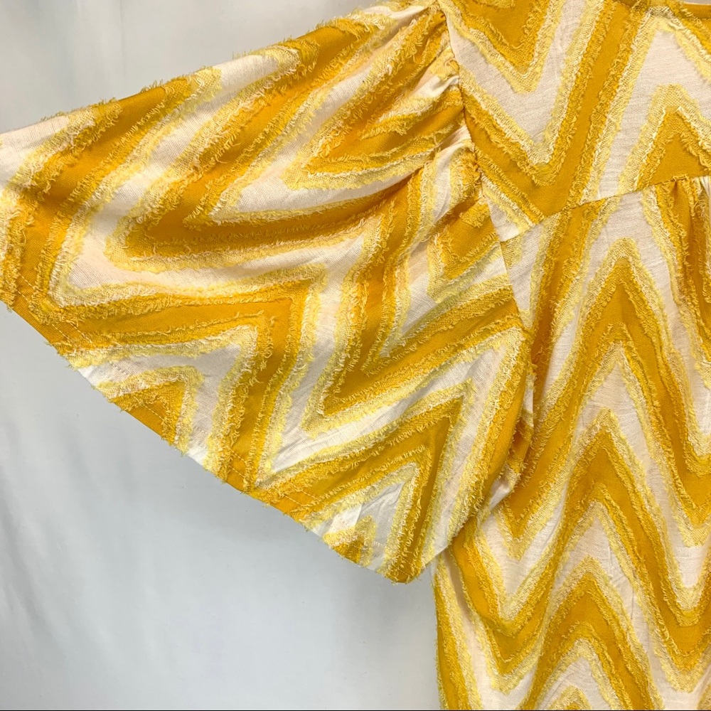 NWT Oliver Yellow Chevron Blouse Bell Sleeve Top Womens Shirt Medium Knot Shirt - Picture 11 of 16